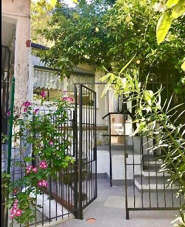 Garden House Apartments In Napoli Exterior foto